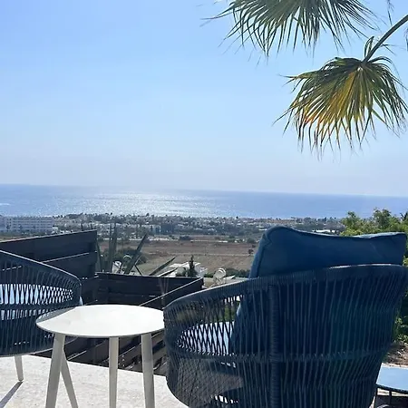 Seaview Serenity - 2 Bedroom Townhouse בית נופש *