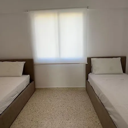 Seaview Serenity - 2 Bedroom Townhouse 度假居 Klorakas