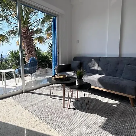 Seaview Serenity - 2 Bedroom Townhouse 度假居